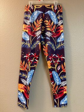 Girls Floral Print Navy Leggings with Vibrant Leaves
